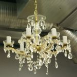 913 1132 CHANDELIER